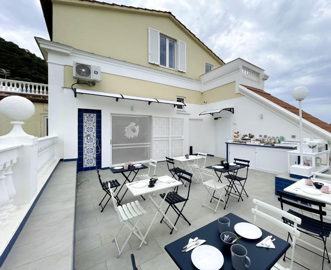 Villa Gabriella - Rooms & Breakfast Sant'Agnello Eksteriør billede