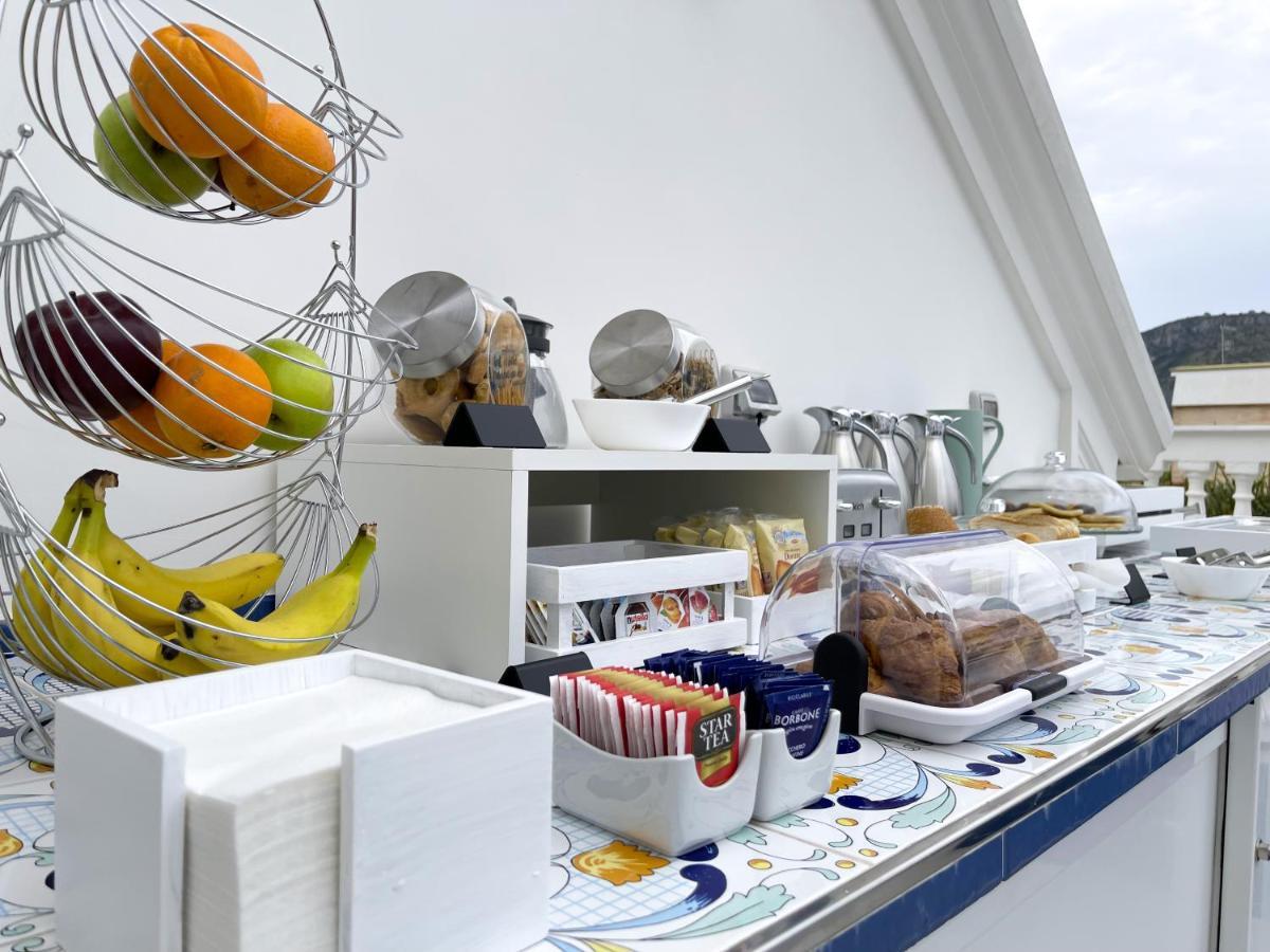 Villa Gabriella - Rooms & Breakfast Sant'Agnello Eksteriør billede
