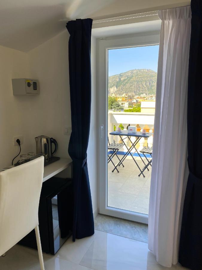 Villa Gabriella - Rooms & Breakfast Sant'Agnello Eksteriør billede